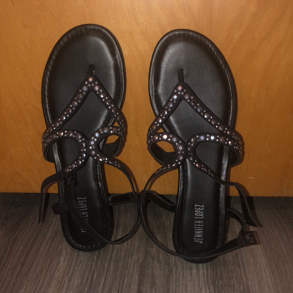 Jennifer Lopez fancy slip on tighten
